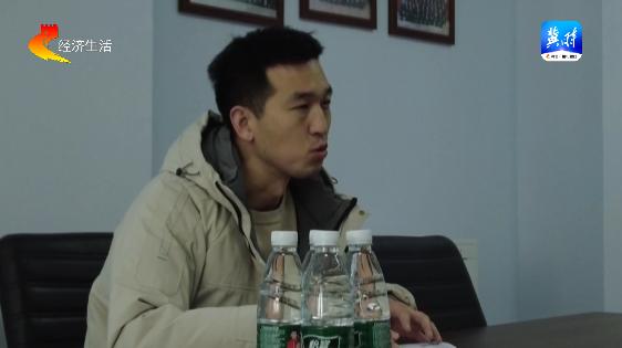 DƬ